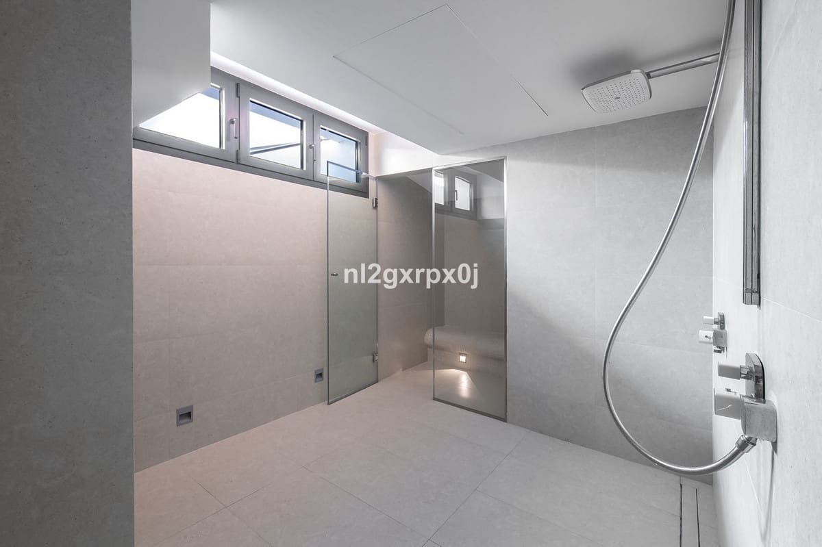 6 Zimmer Villa zu verkaufen in Costabella mit Pool Garage - 6.500.000 € (Ref: 10130569)