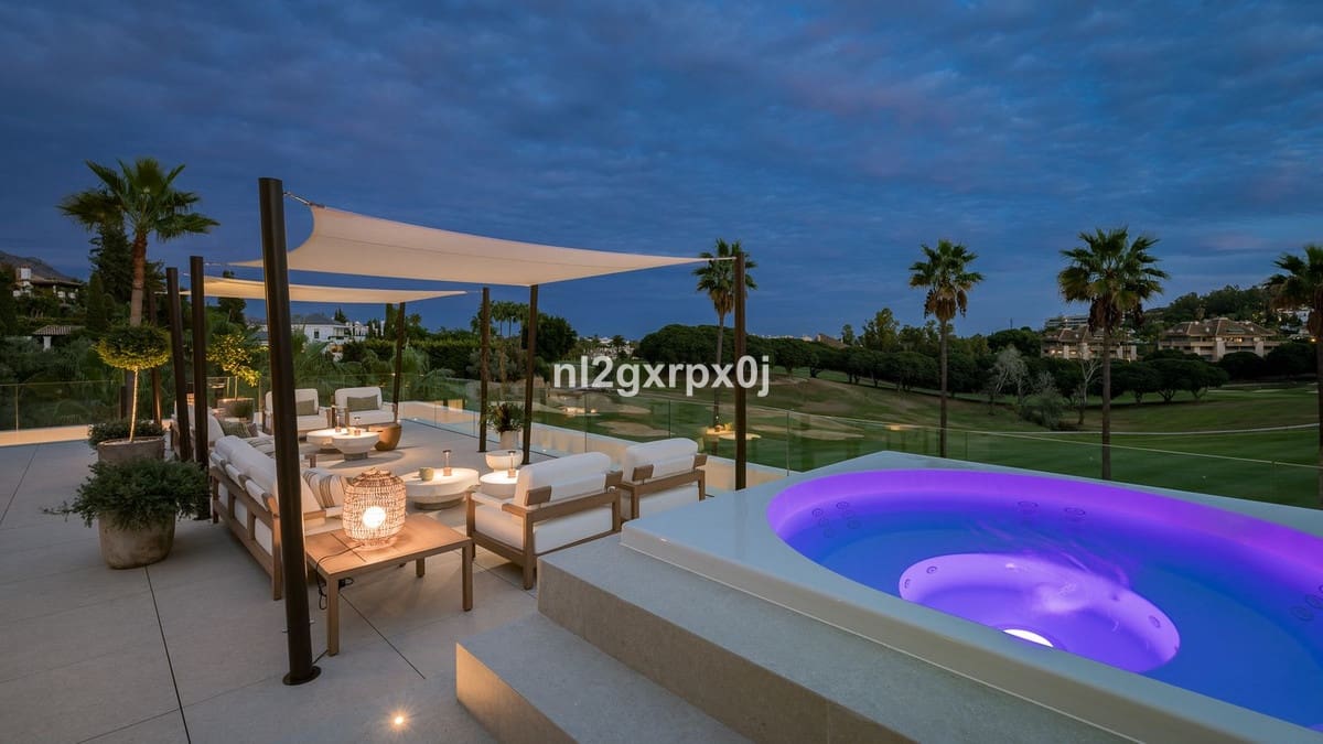 4 Zimmer Villa zu verkaufen in Aloha Golf mit Pool Garage - 5.975.000 € (Ref: 10140421)