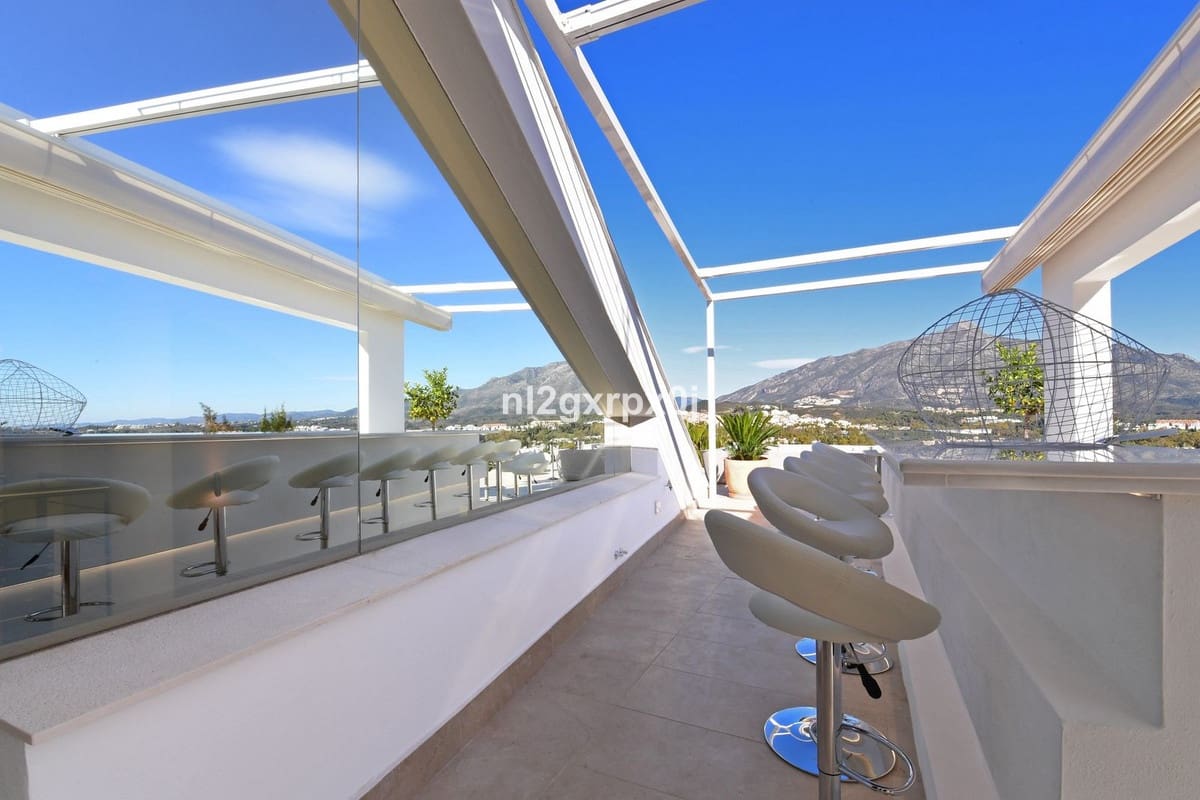 7 soveværelse Villa til salg i Nueva Andalucia med swimmingpool garage - € 4.400.000 (Ref: 10140422)