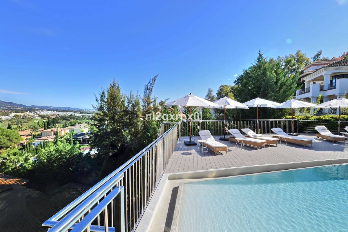 7 soveværelse Villa til salg i Nueva Andalucia med swimmingpool garage - € 4.400.000 (Ref: 10140422)