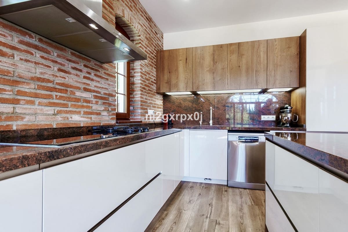 Chalet de 5 habitaciones en El Rosario en venta con piscina garaje - 2.490.000 € (Ref: 10140423)
