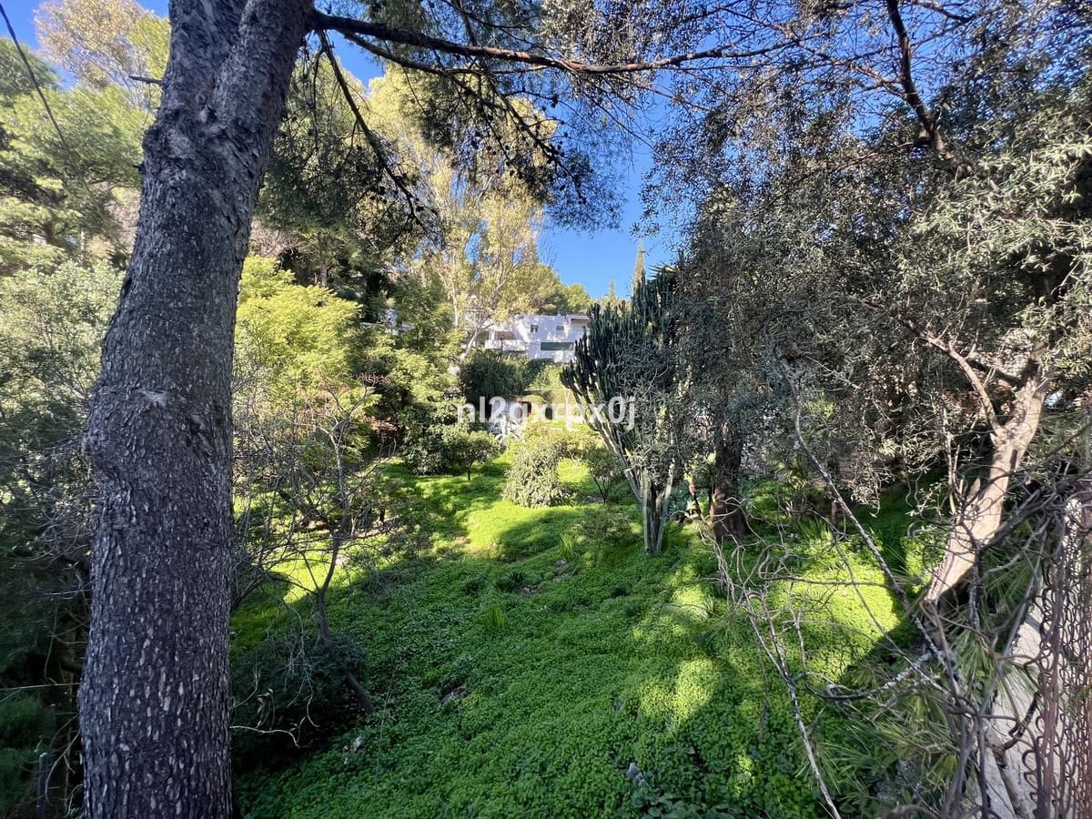 5 sovrum Villa till salu i Marbella med garage - 1 975 000 € (Ref: 10140424)