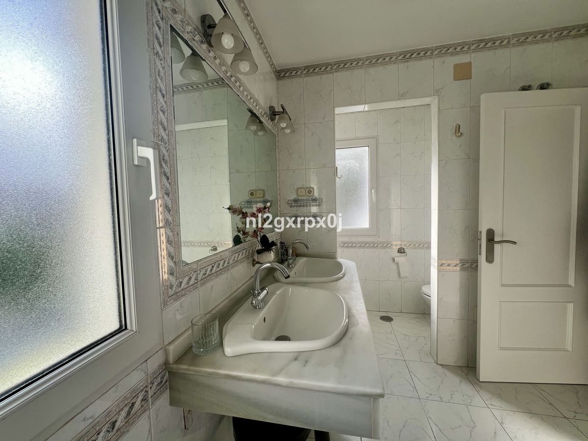 3 Zimmer Villa zu verkaufen in La Reserva mit Pool Garage - 1.195.000 € (Ref: 10140426)