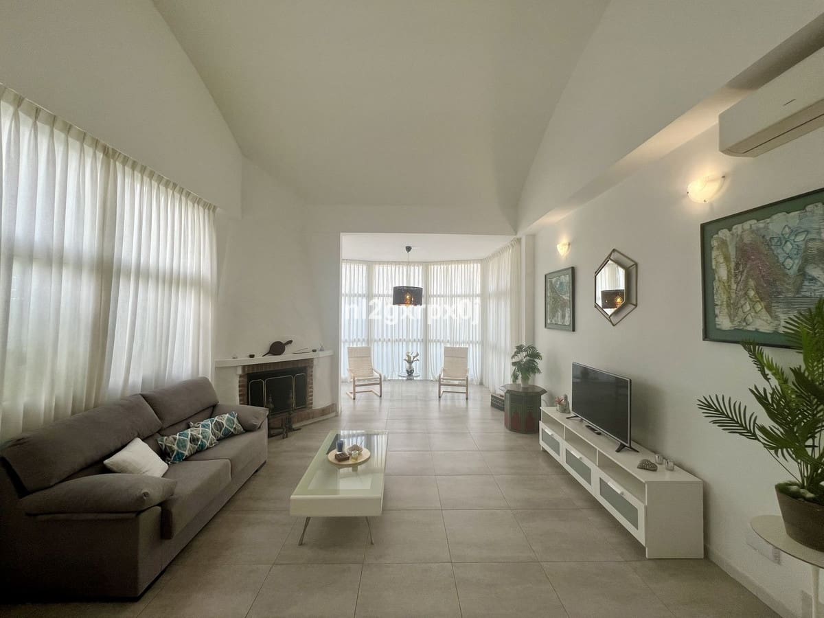 3 Zimmer Villa zu verkaufen in La Reserva mit Pool Garage - 1.195.000 € (Ref: 10140426)