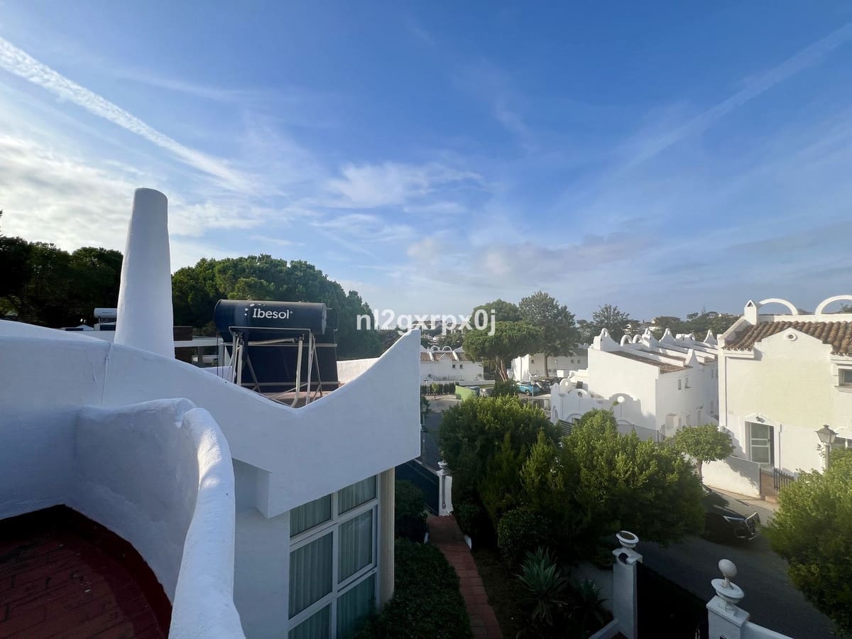 3 Zimmer Villa zu verkaufen in La Reserva mit Pool Garage - 1.195.000 € (Ref: 10140426)