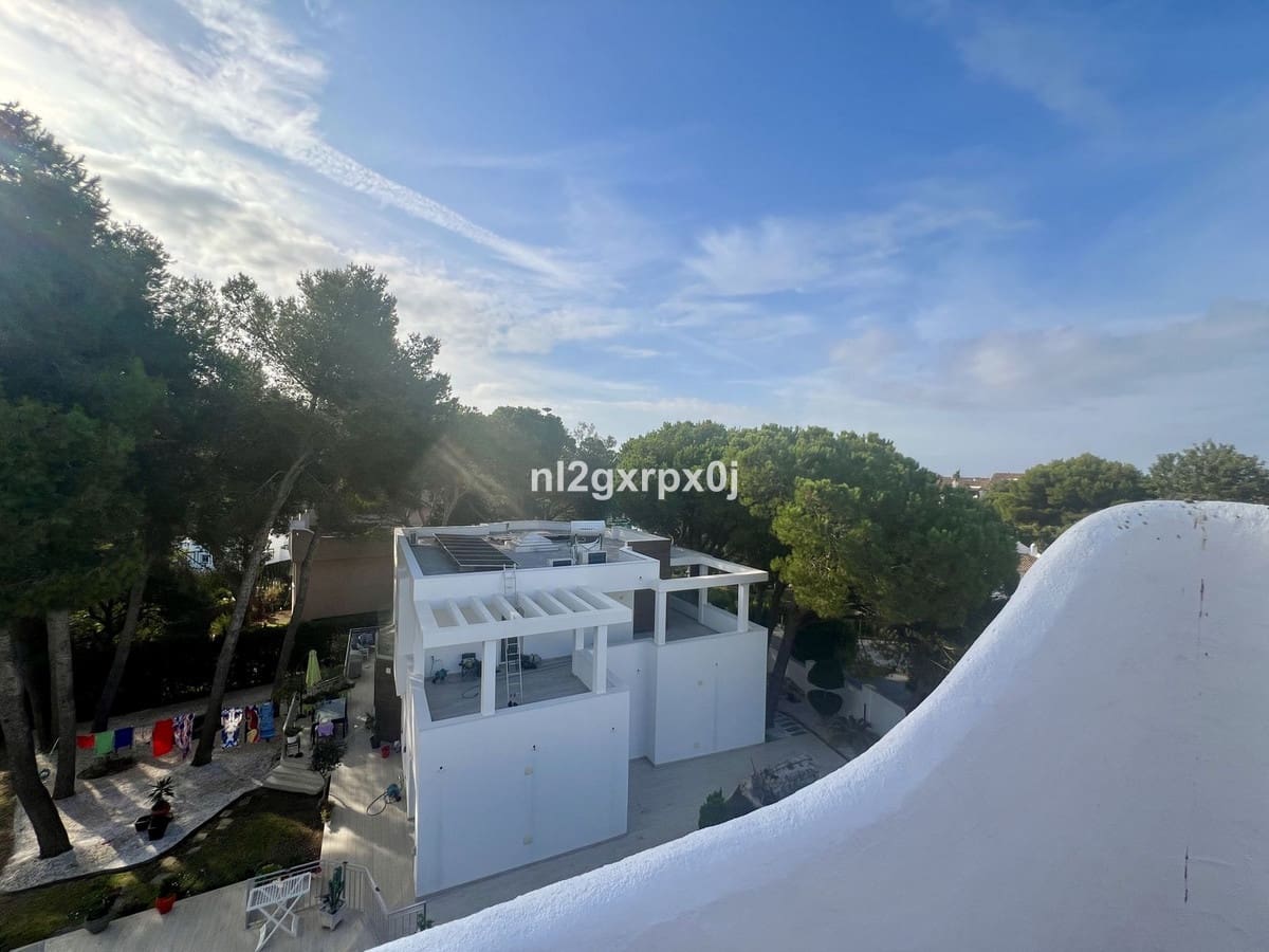3 Zimmer Villa zu verkaufen in La Reserva mit Pool Garage - 1.195.000 € (Ref: 10140426)