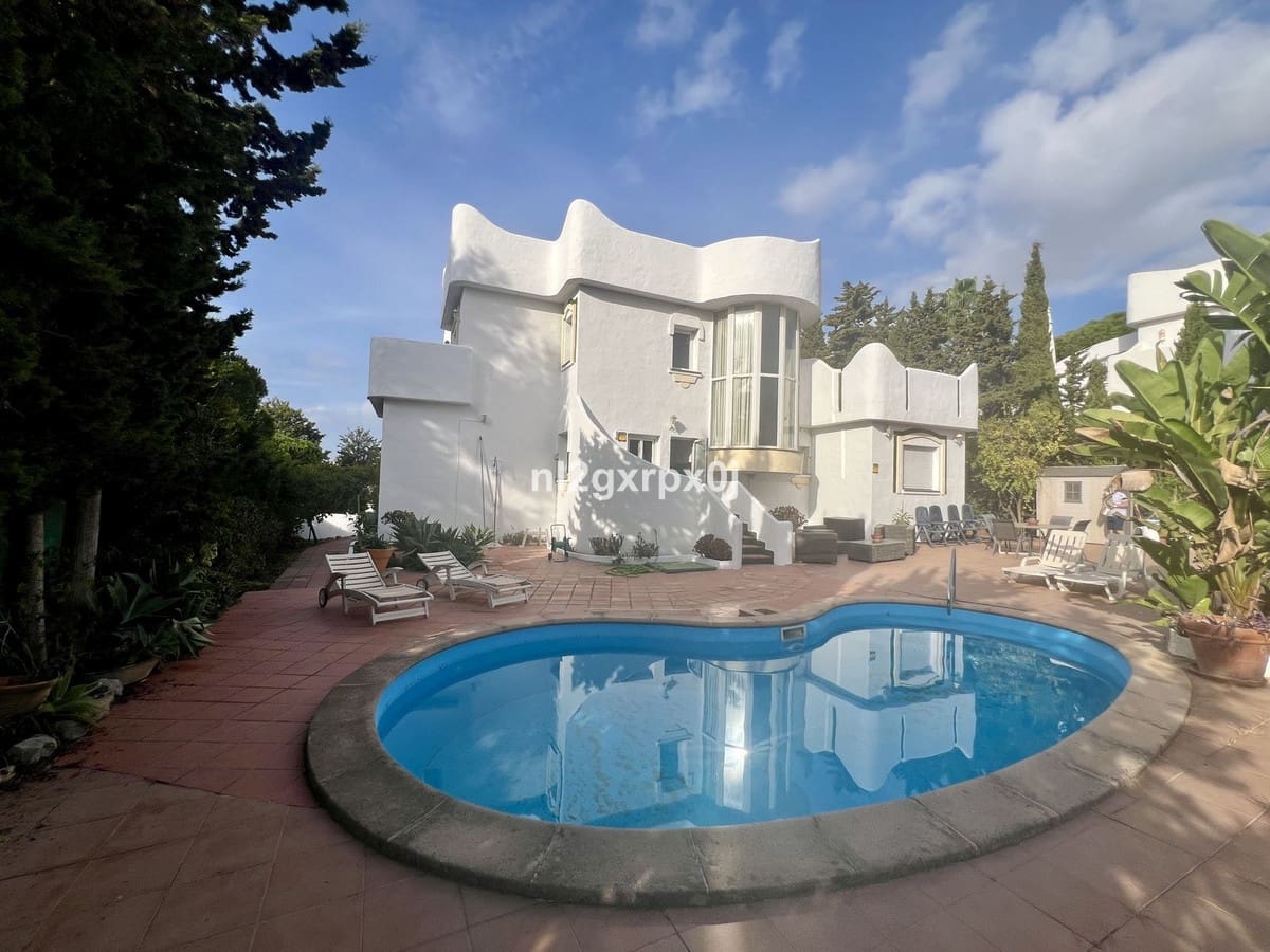 3 Zimmer Villa zu verkaufen in La Reserva mit Pool Garage - 1.195.000 € (Ref: 10140426)