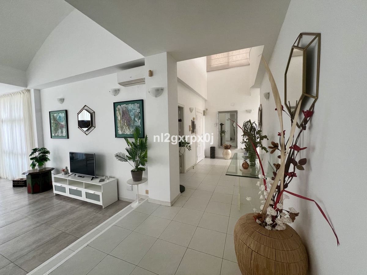 3 Zimmer Villa zu verkaufen in La Reserva mit Pool Garage - 1.195.000 € (Ref: 10140426)