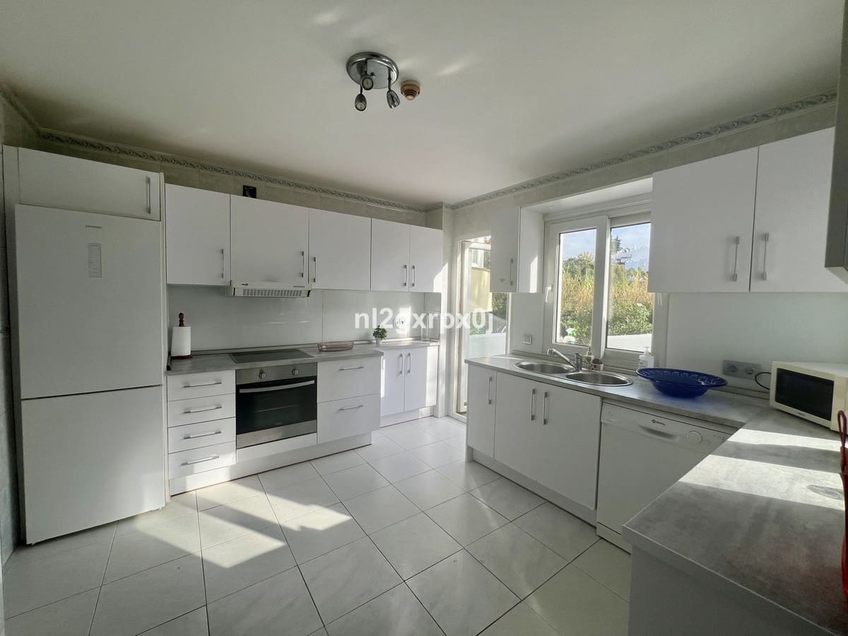 3 Zimmer Villa zu verkaufen in La Reserva mit Pool Garage - 1.195.000 € (Ref: 10140426)