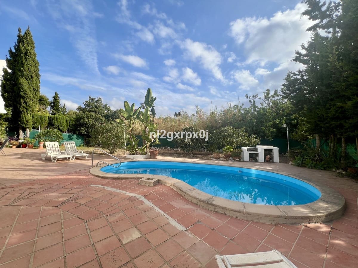 3 Zimmer Villa zu verkaufen in La Reserva mit Pool Garage - 1.195.000 € (Ref: 10140426)