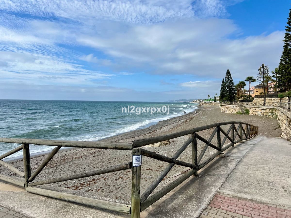3 camera da letto Villa da affittare in Estepona con piscina - 3.600 € (Rif: 10175514)