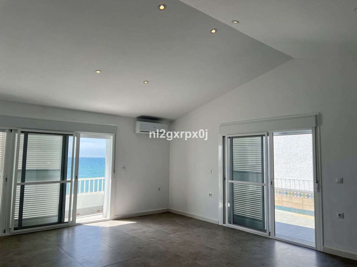 3 camera da letto Villa da affittare in Estepona con piscina - 3.600 € (Rif: 10183547)
