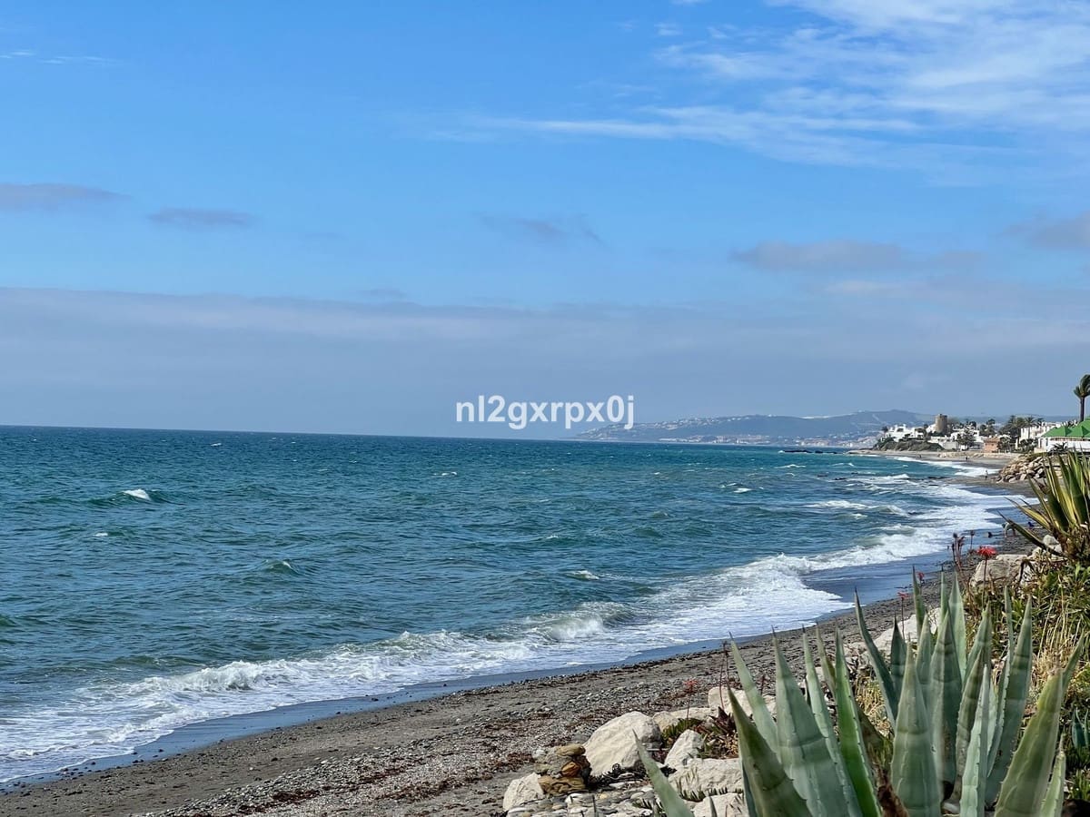 3 camera da letto Villa da affittare in Estepona con piscina - 3.600 € (Rif: 10183547)