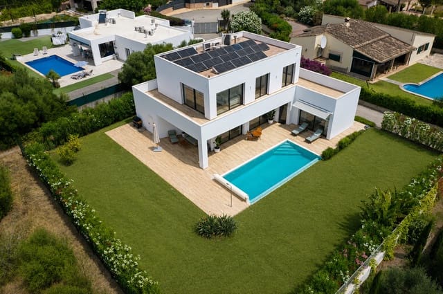 4 soverom Villa til salgs i Sa Pobla med svømmebasseng garasje - € 2 290 000 (Ref: 9891016)