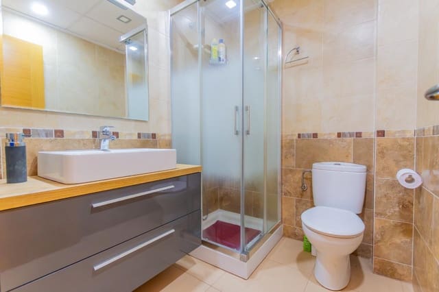 Apartamento de 4 habitaciones en Aguilas en venta con garaje - 350.000 € (Ref: 10006340)