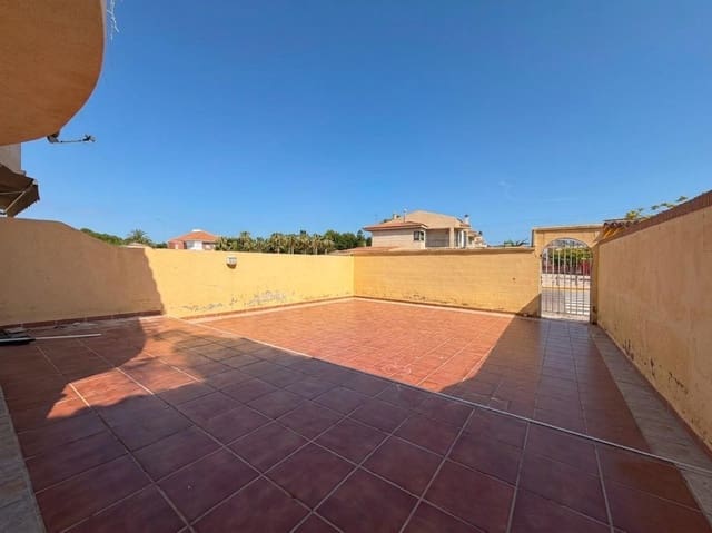 4 bedroom Apartment for sale in Aguilas - € 285,000 (Ref: 10017553)