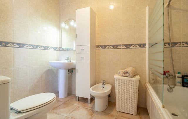 Piso de 2 habitaciones en Mojácar en venta con piscina garaje - 220.000 € (Ref: 10025661)