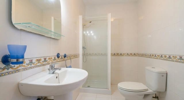 Piso de 2 habitaciones en Mojácar en venta con piscina garaje - 220.000 € (Ref: 10025661)