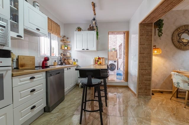 3 bedroom Townhouse for sale in Aguilas - € 195,000 (Ref: 10041173)