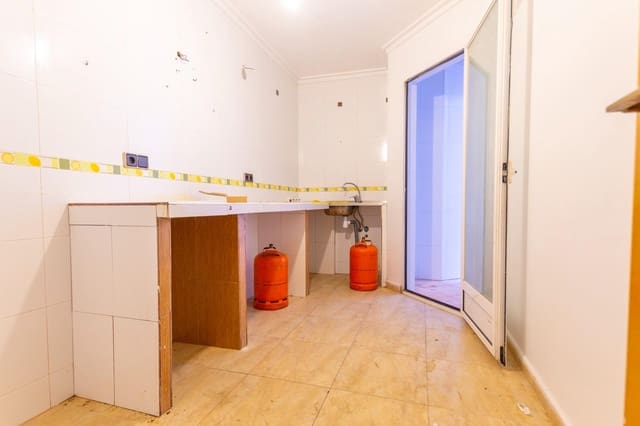 3 bedroom Flat for sale in Aguilas with garage - € 105,000 (Ref: 10157987)
