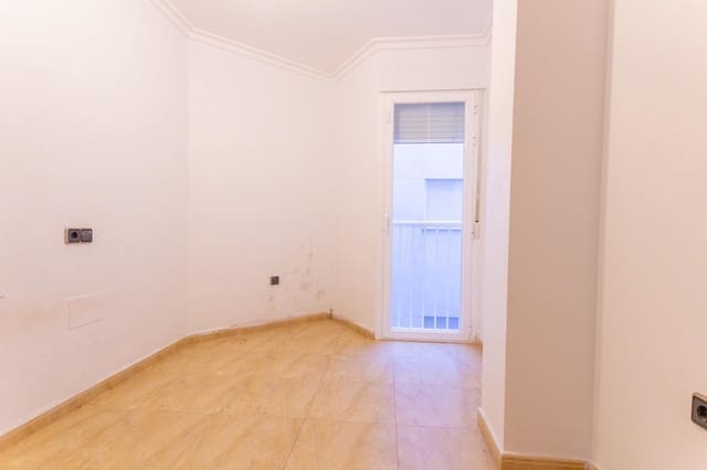 3 bedroom Flat for sale in Aguilas with garage - € 105,000 (Ref: 10157987)