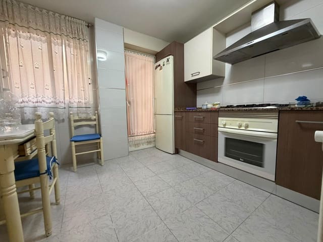 4 soverom Leilighet til salgs i Lorca med garasje - € 206 900 (Ref: 10168754)