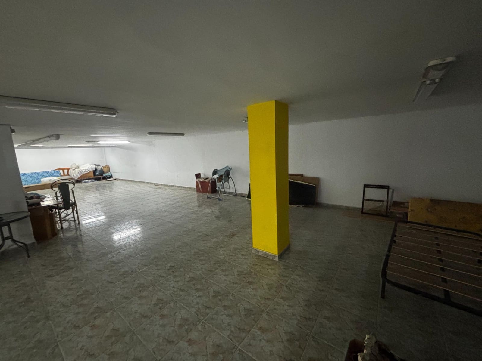 2 bedroom Commercial for sale in Aguilas - € 154,500 (Ref: 9892753)