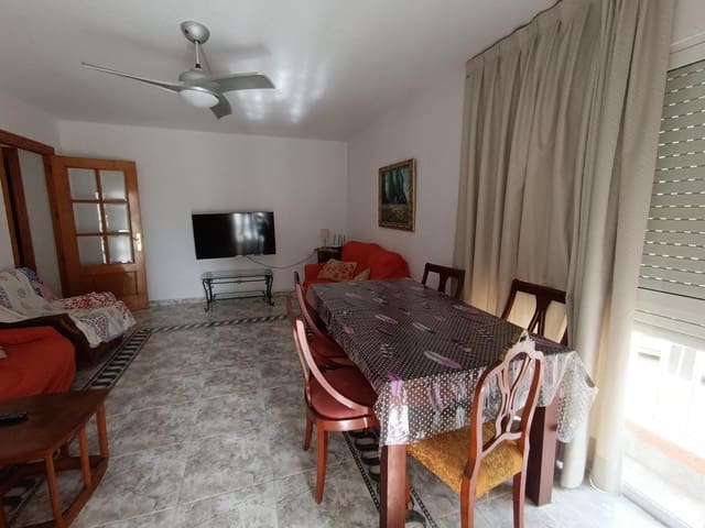 4 bedroom Apartment for sale in Aguilas with garage - € 300,000 (Ref: 9892756)