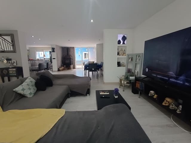 5 chambre Maison de Ville à vendre à Aguilas - 223 900 € (Ref: 9892759)