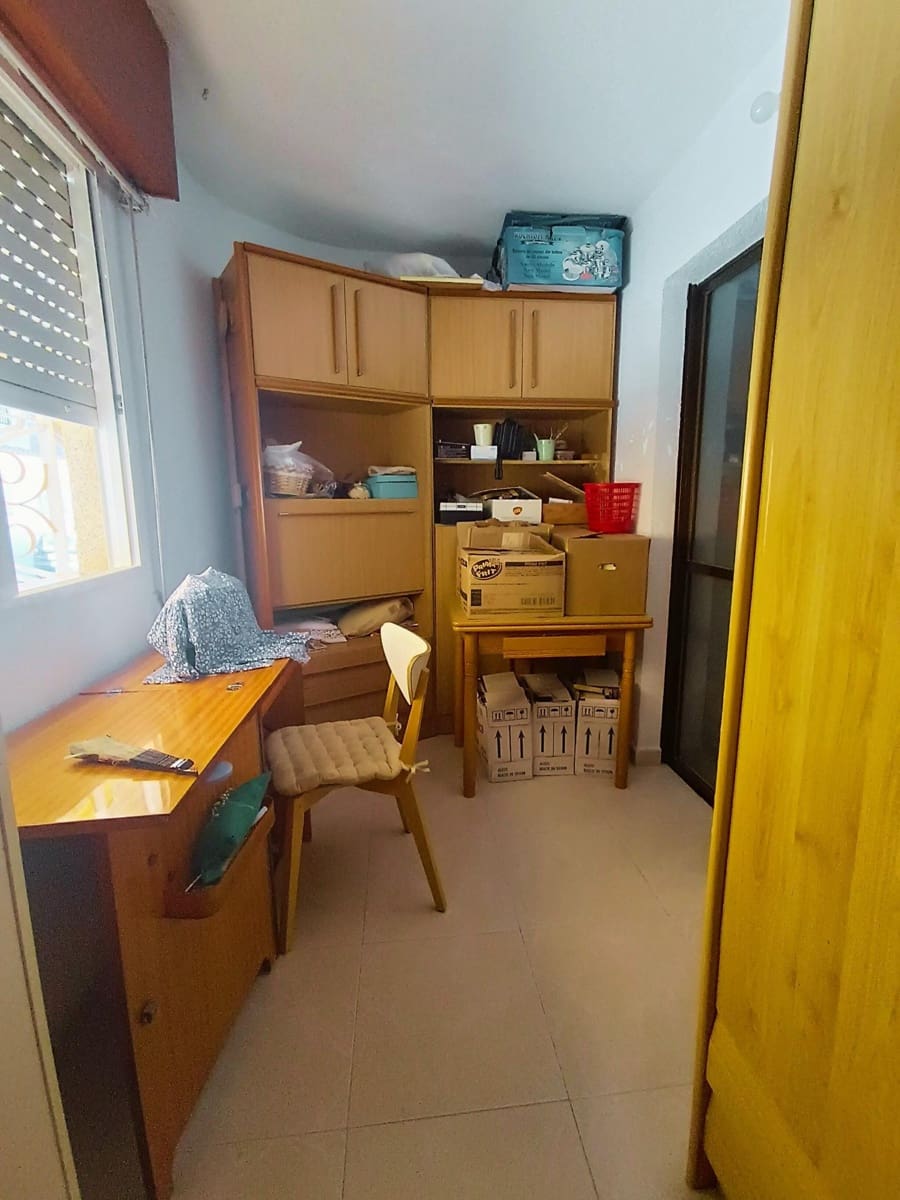 4 bedroom Apartment for sale in Aguilas with garage - € 218,900 (Ref: 9892761)