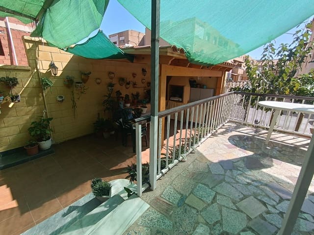 4 bedroom Apartment for sale in Aguilas with garage - € 218,900 (Ref: 9892761)