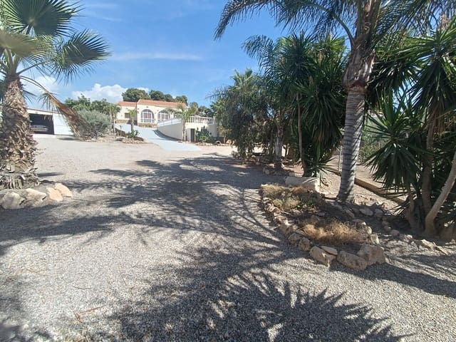 3 bedroom Villa for sale in Aguilas with pool garage - € 310,900 (Ref: 9892762)