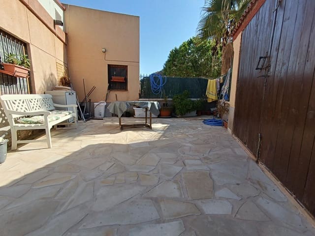 4 bedroom Villa for sale in Aguilas with pool garage - € 375,000 (Ref: 9892763)