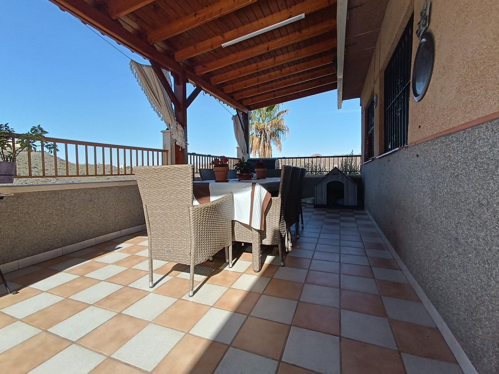 4 bedroom Villa for sale in Aguilas with pool garage - € 375,000 (Ref: 9892763)