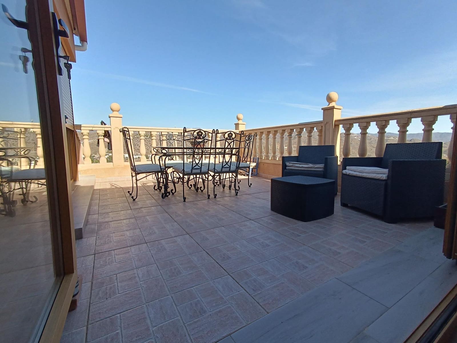 4 bedroom Villa for sale in Aguilas with pool garage - € 375,000 (Ref: 9892763)