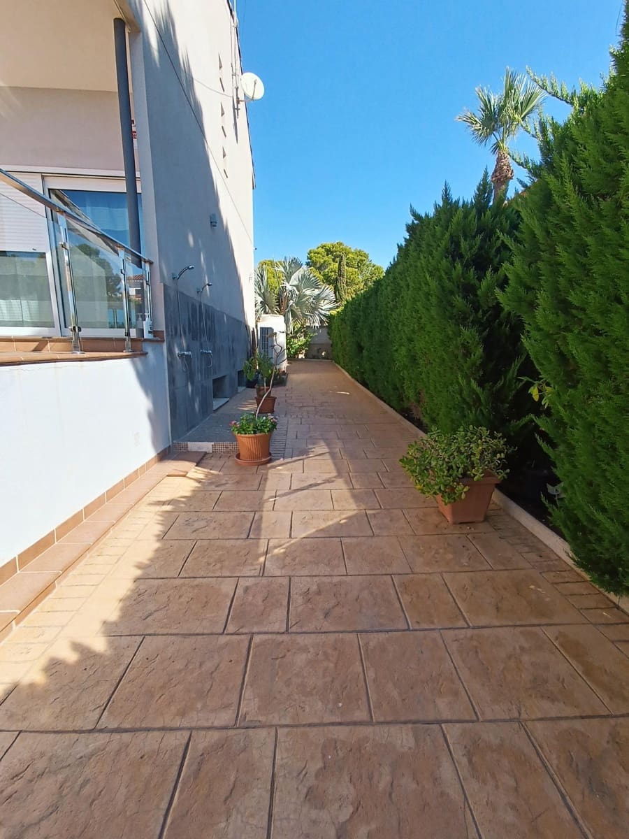 7 bedroom Villa for sale in Aguilas with pool garage - € 1,800,000 (Ref: 9892764)