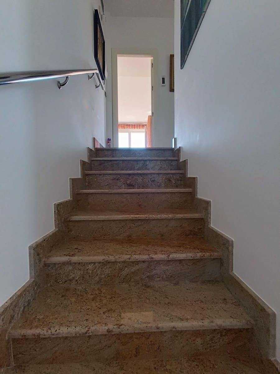 7 bedroom Villa for sale in Aguilas with pool garage - € 1,800,000 (Ref: 9892764)