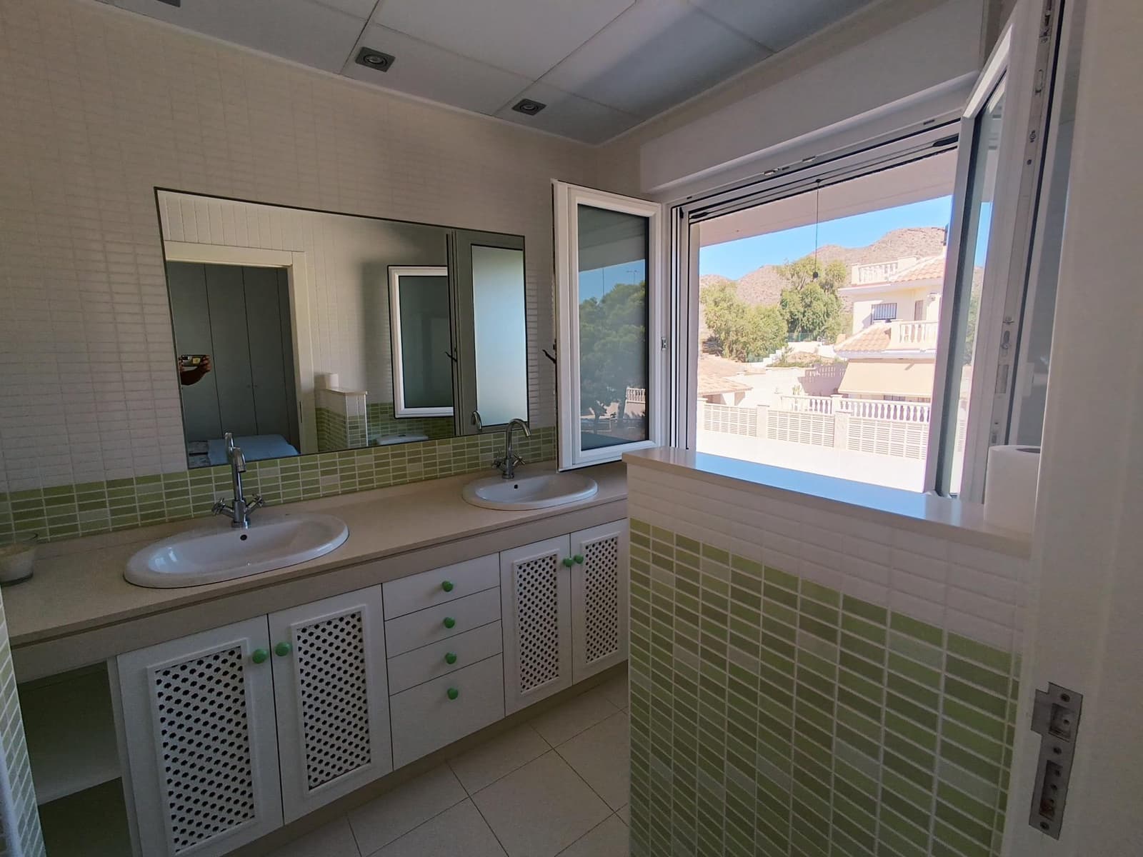 7 bedroom Villa for sale in Aguilas with pool garage - € 1,800,000 (Ref: 9892764)