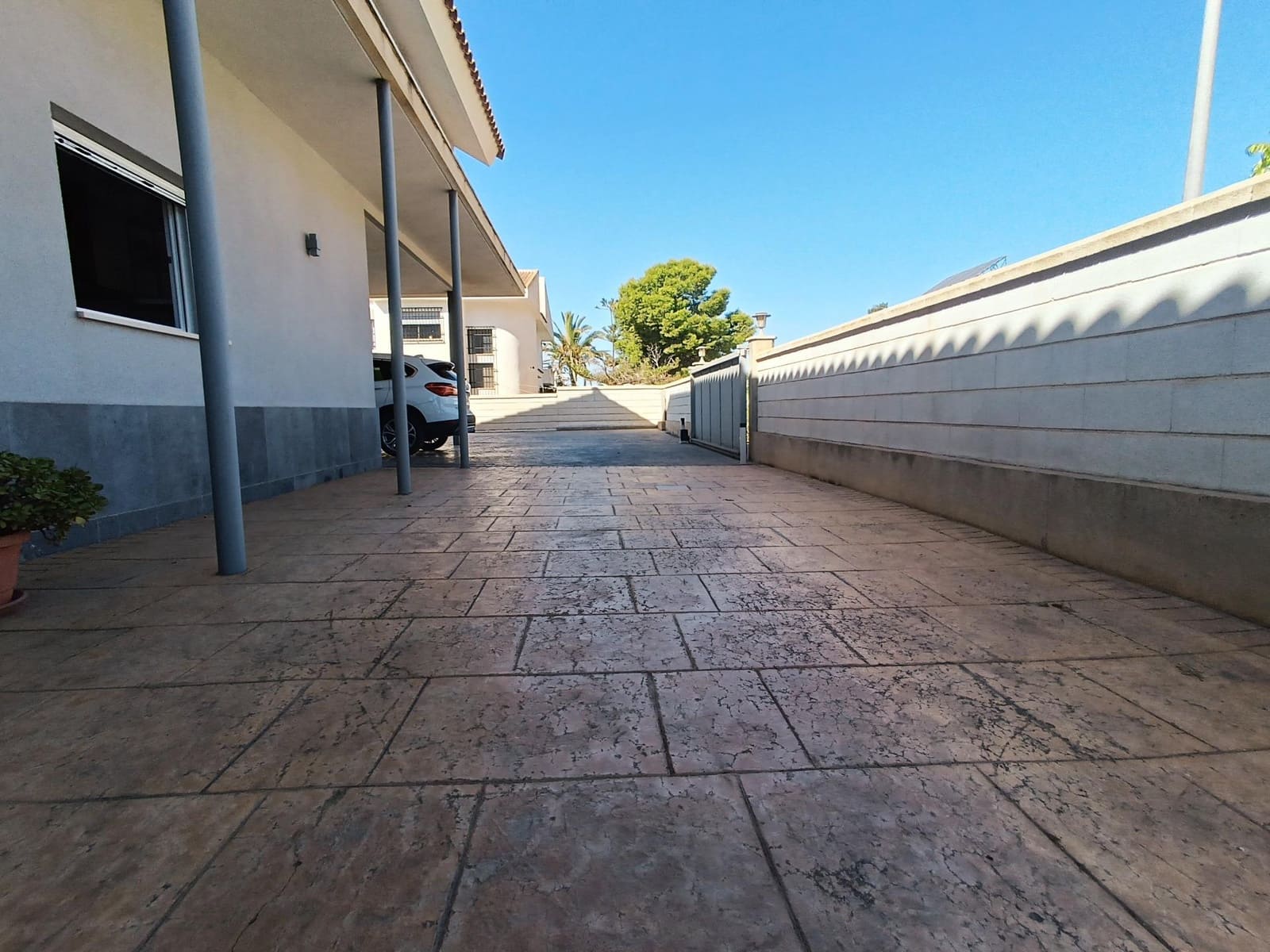 7 bedroom Villa for sale in Aguilas with pool garage - € 1,800,000 (Ref: 9892764)
