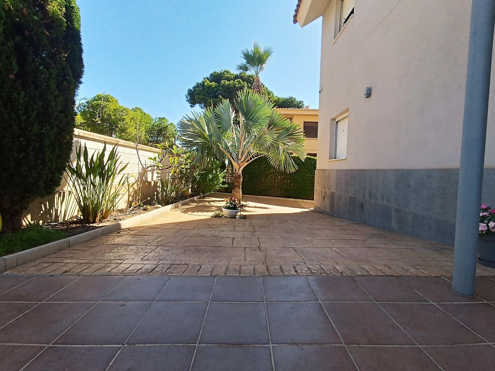 7 bedroom Villa for sale in Aguilas with pool garage - € 1,800,000 (Ref: 9892764)