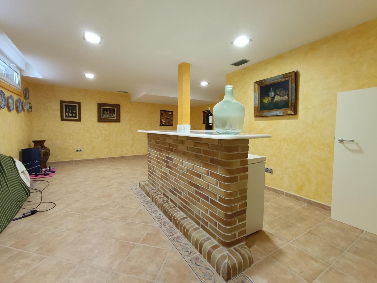 7 bedroom Villa for sale in Aguilas with pool garage - € 1,800,000 (Ref: 9892764)