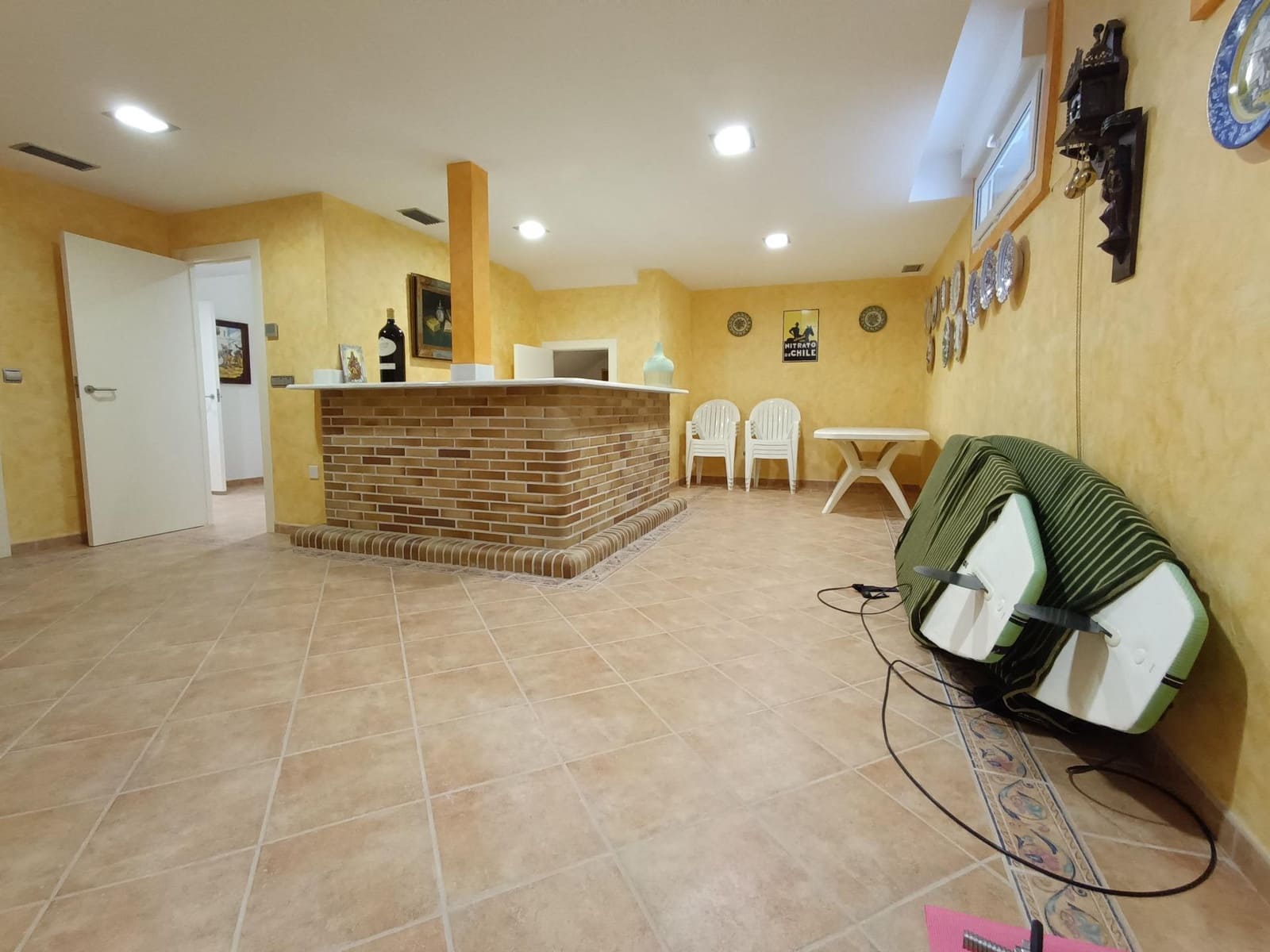 7 bedroom Villa for sale in Aguilas with pool garage - € 1,800,000 (Ref: 9892764)