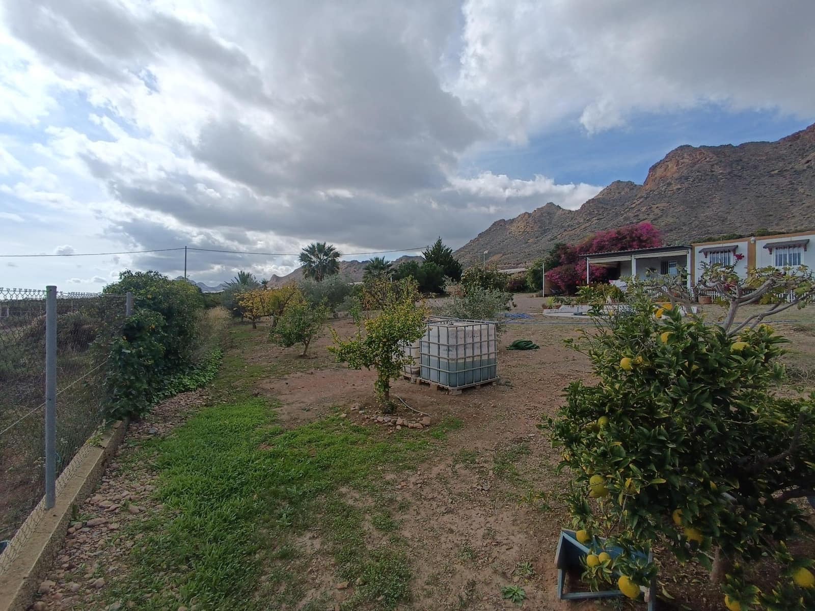 2 bedroom Finca/Country House for sale in Aguilas - € 139,800 (Ref: 9892772)