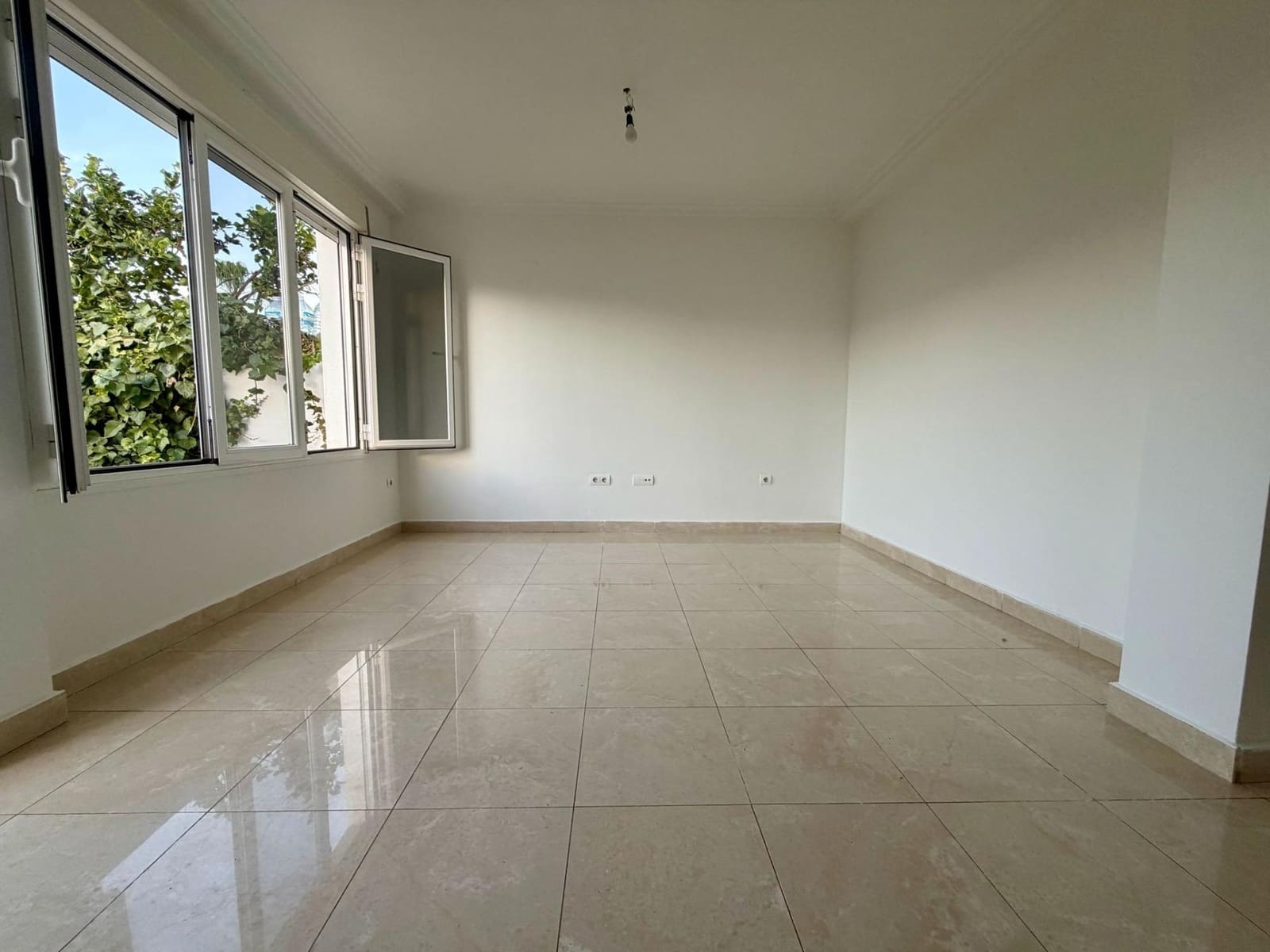 3 Zimmer Reihenhaus zu verkaufen in San Juan de los Terreros mit Garage - 265.000 € (Ref: 9892775)