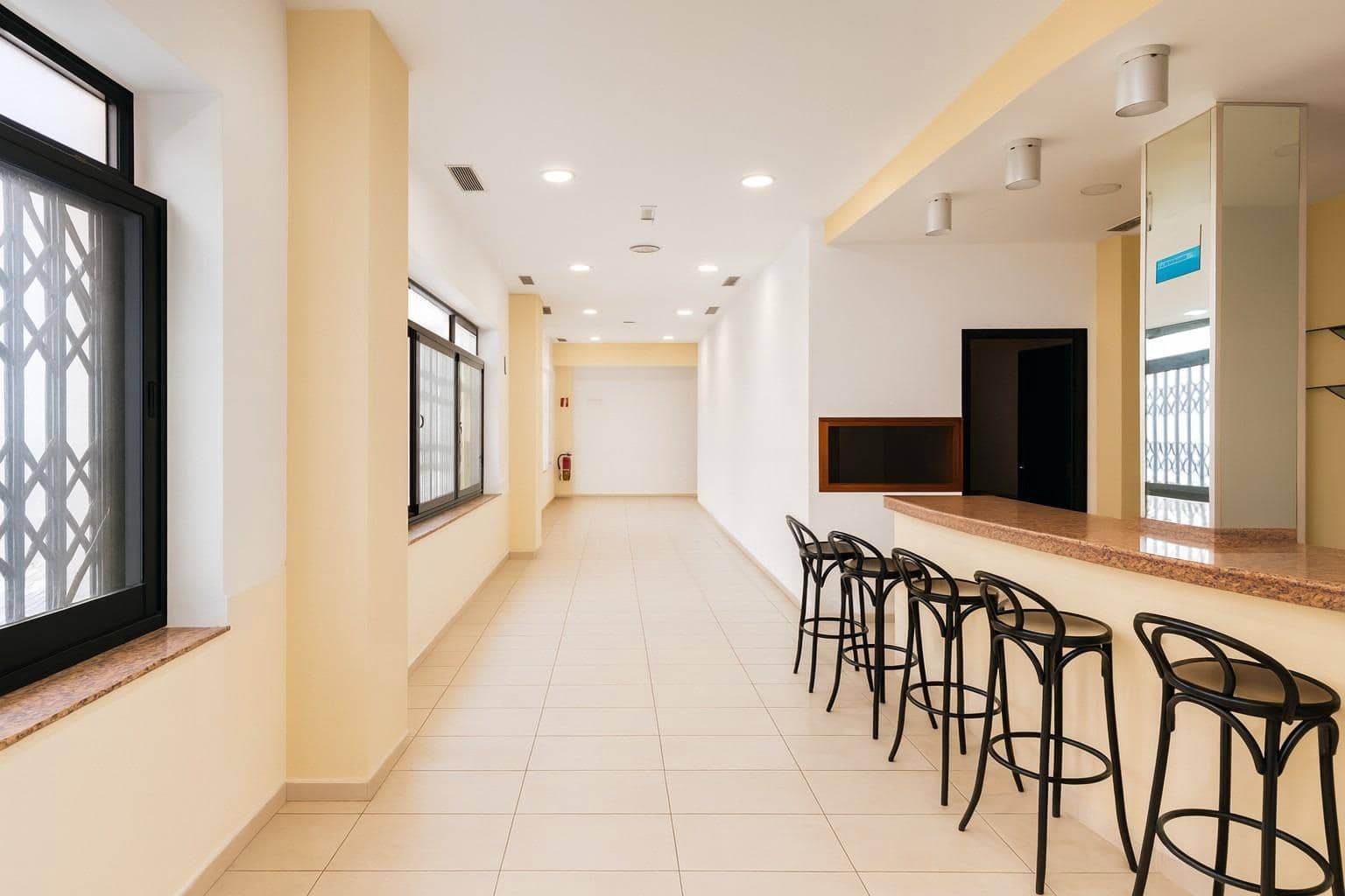 Local Comercial en Aguilas en venta con garaje - 103.500 € (Ref: 9892783)