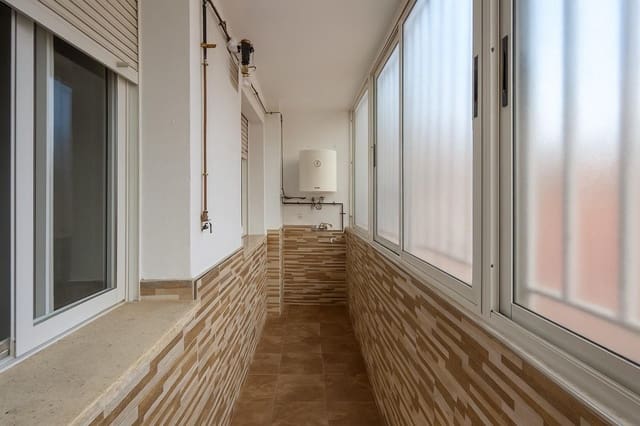 4 bedroom Flat for sale in Aguilas - € 154,900 (Ref: 9892790)