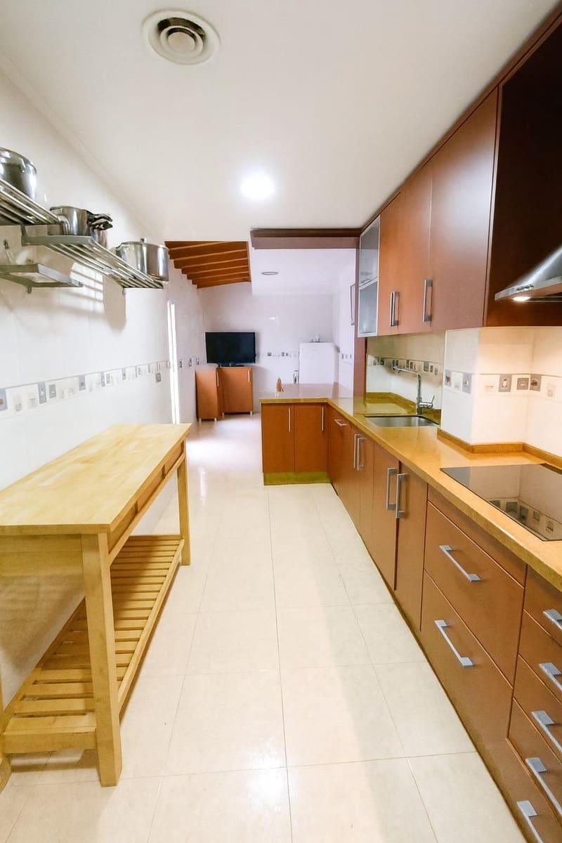 5 bedroom Penthouse for sale in Aguilas - € 225,900 (Ref: 9892794)