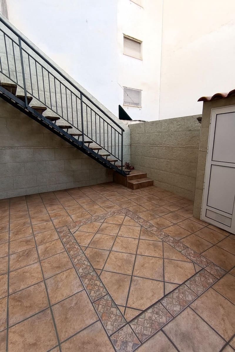 5 bedroom Penthouse for sale in Aguilas - € 225,900 (Ref: 9892794)