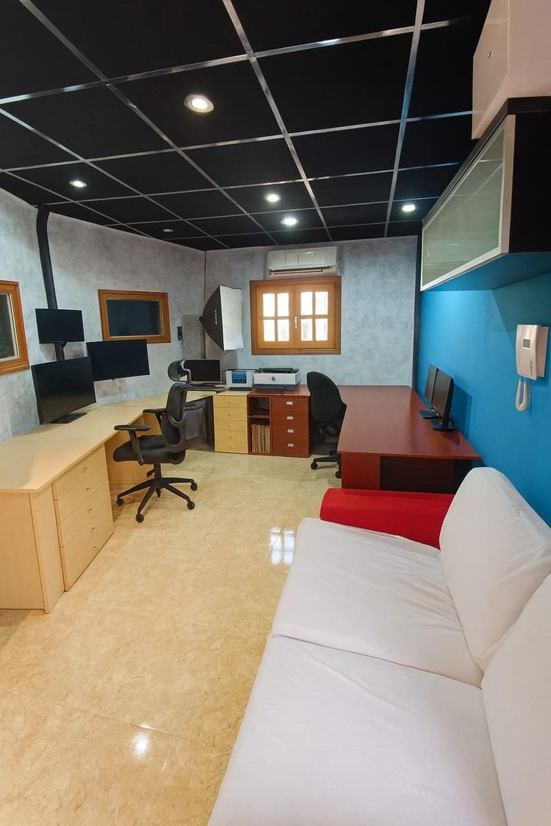 5 bedroom Penthouse for sale in Aguilas - € 225,900 (Ref: 9892794)