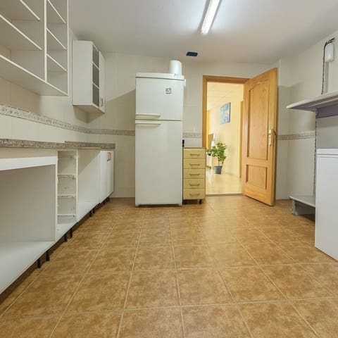 3 bedroom Villa for sale in Aguilas with garage - € 325,900 (Ref: 9892799)